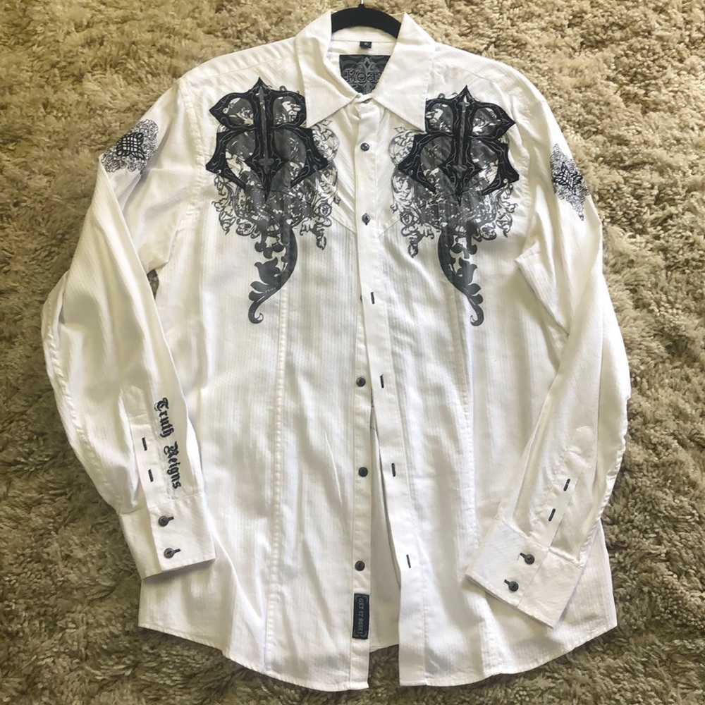 COPY - Men’s L Buckle Roar white club button dres…